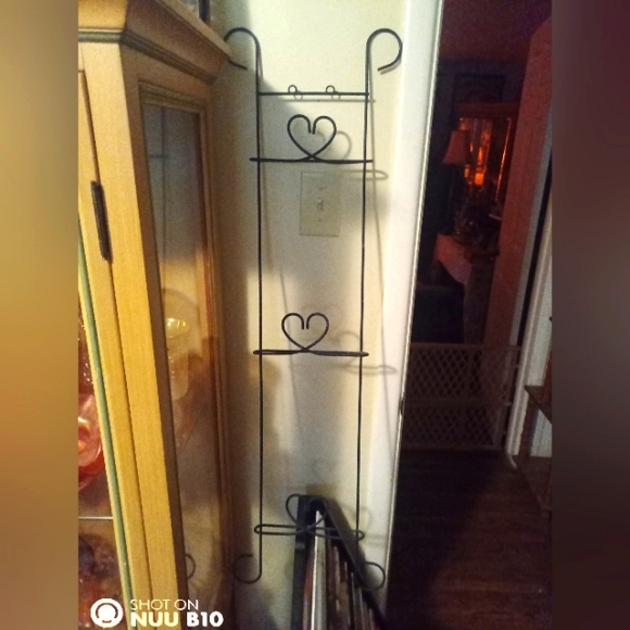 Accents Black Metal Wall Display Plate Rack With Hearts Poshmark